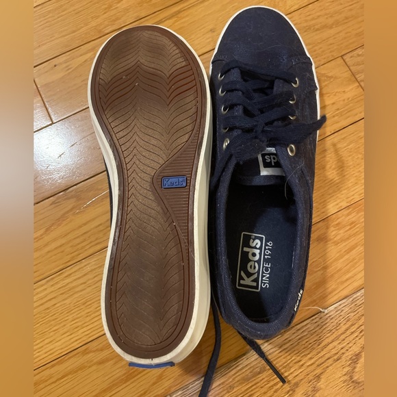NWOT Keds dark blue canvas lace-up sneakers. Never worn! - Picture 3 of 5